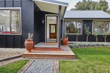 Photo of property in 14 Kuku Street, Te Awanga, 4102