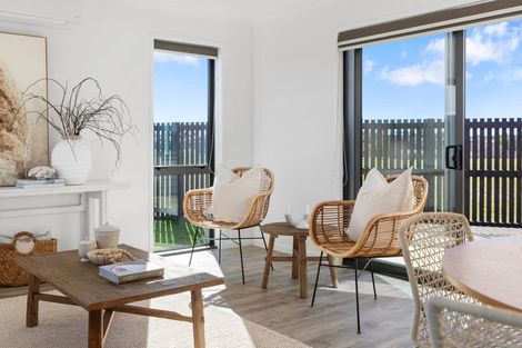 Photo of property in 12 Rehua Way, Papamoa, 3118