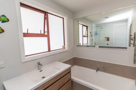 Photo of property in 23a Parkvale Road, Karori, Wellington, 6012