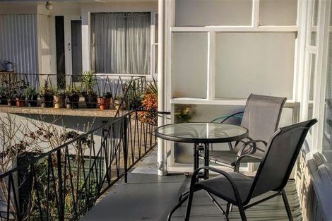 Photo of property in 2/61a Balmoral Road, Mount Eden, Auckland, 1024