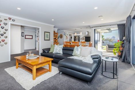 Photo of property in 10 Carlingford Rise, Dinsdale, Hamilton, 3204