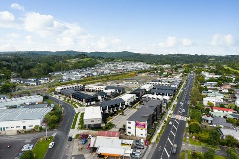 Photo of property in 680 Swanson Road, Swanson, Auckland, 0612