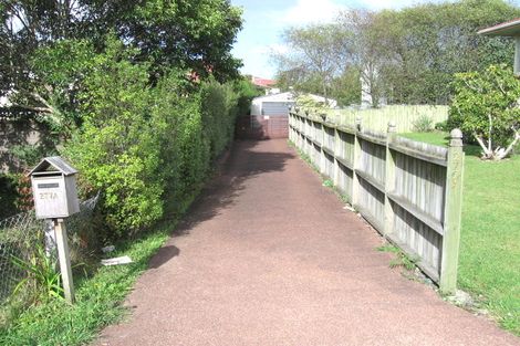 Photo of property in 277 Te Atatu Road, Te Atatu South, Auckland, 0610