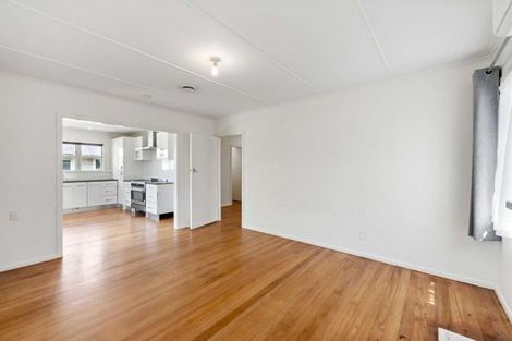 Photo of property in 62 Waipani Road, Te Atatu Peninsula, Auckland, 0610