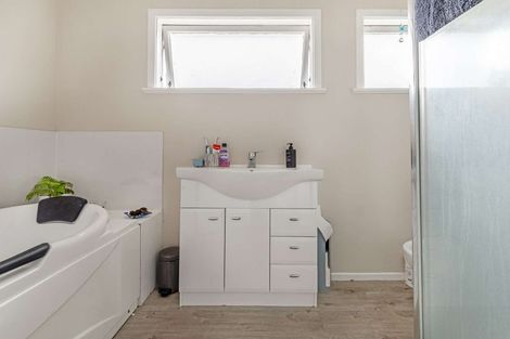 Photo of property in 25 Hinemotu Avenue, Kawerau, 3127