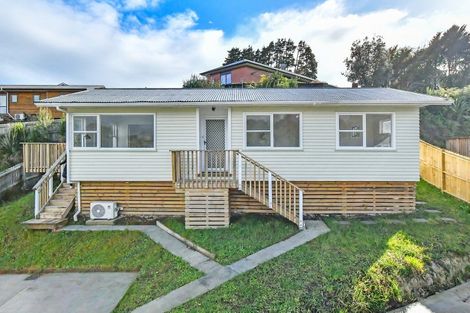 Photo of property in 2c Trosk Place, Waiuku, 2123