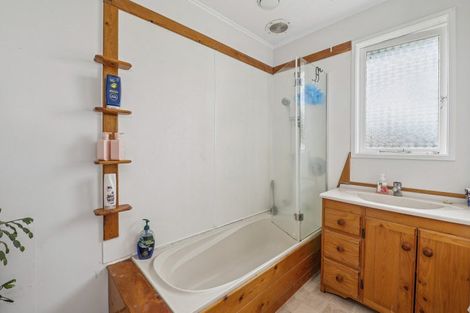 Photo of property in 77 Lisa Crescent, Mangakakahi, Rotorua, 3015