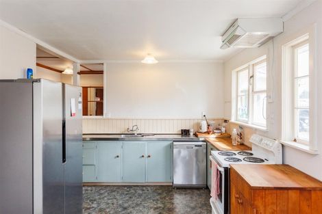 Photo of property in 60 Alexandra Street, Marton, 4710