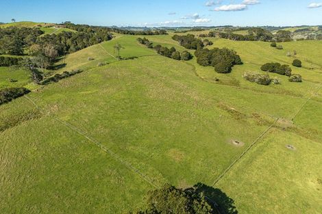 Photo of property in 174 Stoney Creek Road, Kaukapakapa, 0873