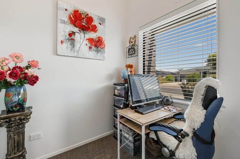Photo of property in 6 Trevally Place, Snells Beach, 0920