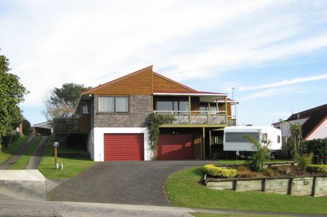 Photo of property in 14 Puketotara Street, Highlands Park, New Plymouth, 4312