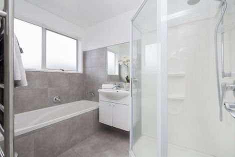 Photo of property in 29 Casuarina Road, Half Moon Bay, Auckland, 2012