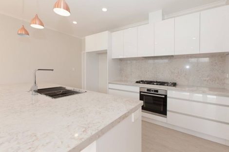 Photo of property in 9 Davey Crescent, Orewa, 0931