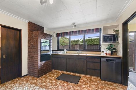 Photo of property in 18 Hawkswood Place, Avonhead, Christchurch, 8042