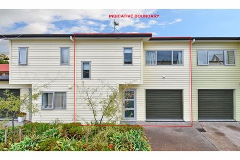 Photo of property in 37/11 Ray Small Drive, Papakura, 2110