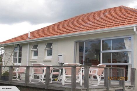 Photo of property in 35 Philomel Crescent, Bayswater, Auckland, 0622