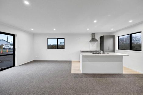 Photo of property in 2 Chute Street, Normanby, Hawera, 4614
