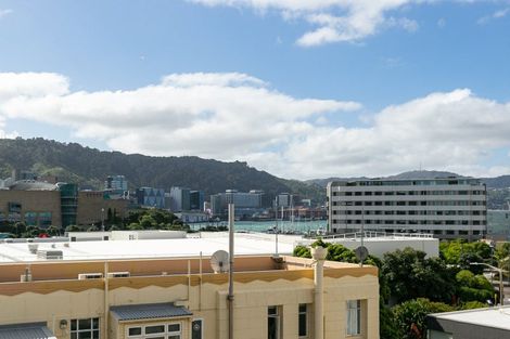 Photo of property in 13/15 Roxburgh Street, Mount Victoria, Wellington, 6011