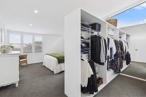 Photo of property in 32 Mantell Street, Seatoun, Wellington, 6022