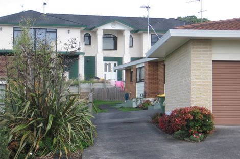 Photo of property in 2/17 Vintage Drive, Henderson, Auckland, 0612