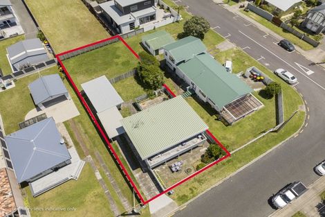 Photo of property in 76 Karewa Parade, Papamoa Beach, Papamoa, 3118