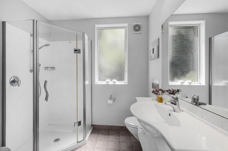 Photo of property in 353a Karaka Bay Road, Karaka Bays, Wellington, 6022