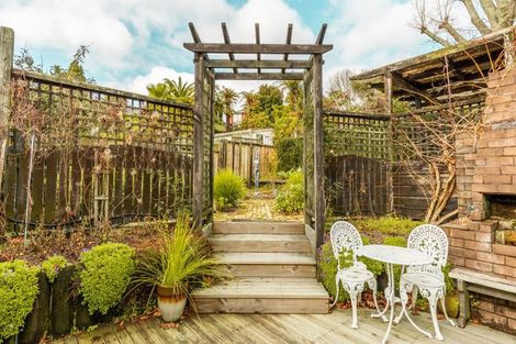 Photo of property in 22 Solly Place, Springfield, Rotorua, 3015