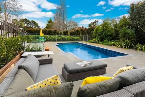 Photo of property in 48 Greenhithe Road, Greenhithe, Auckland, 0632