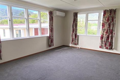 Photo of property in 43 Ward Street, Cobden, Greymouth, 7802