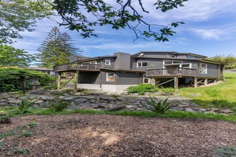 Photo of property in 25 Bemrose Place, Cockle Bay, Auckland, 2014