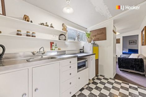 Photo of property in 19 Middleton Road, Kew, Dunedin, 9012