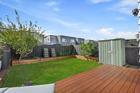 Photo of property in 21 Ian Morrison Road, Hobsonville, Auckland, 0616