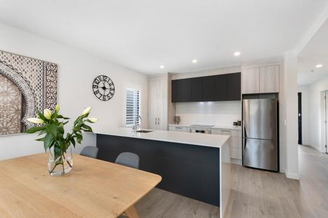 Photo of property in 13 Mulholland Drive, Jacks Point, 9371