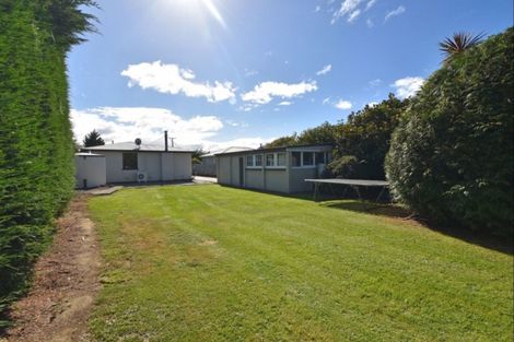 Photo of property in 26 Flora Road West, Makarewa, Invercargill, 9876