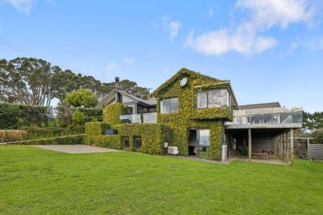 Photo of property in 86 Whites Road, Whitford, Howick, 2571