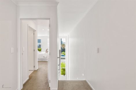 Photo of property in 9 Walter Merton Road, Hobsonville, Auckland, 0616