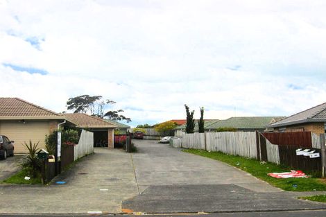 Photo of property in 45 Robert Skelton Place, Clendon Park, Auckland, 2103