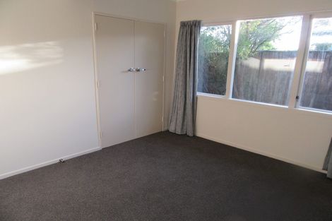 Photo of property in 16 Montana Road, Totara Park, Upper Hutt, 5018