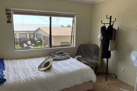 Photo of property in 6a Te Arawa Place, Welcome Bay, Tauranga, 3112