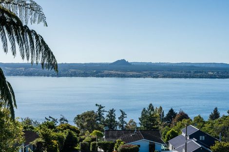 Photo of property in 102 Wakeman Road, Acacia Bay, Taupo, 3330