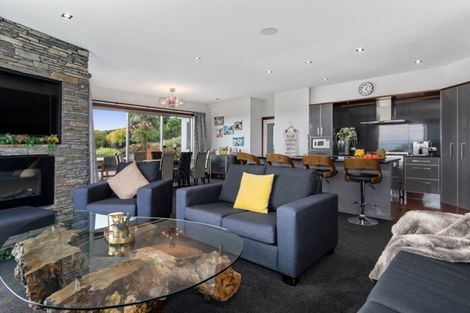 Photo of property in 17 Haden Place, Omokoroa, 3114