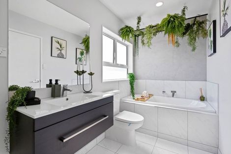 Photo of property in 39 Nautilus Drive, Gulf Harbour, Whangaparaoa, 0930