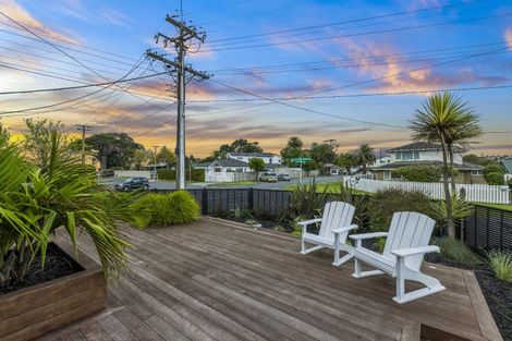 Photo of property in 2 Claude Road, Stanmore Bay, Whangaparaoa, 0932