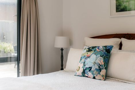 Photo of property in 17a Callis Avenue, Opaheke, Papakura, 2113