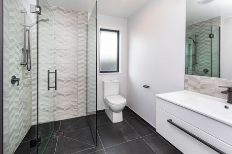 Photo of property in 13 Catchpole Place, Woodend, 7610