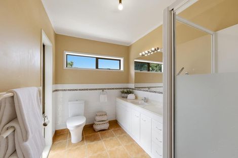 Photo of property in 39 Robinson Road, Whitianga, 3510