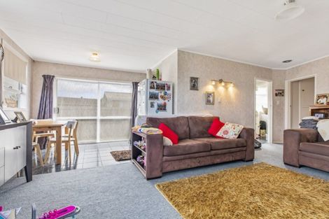 Photo of property in 6 Lugton Street, Nawton, Hamilton, 3200