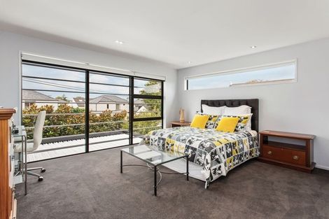 Photo of property in 2 Roa Road, Fendalton, Christchurch, 8041