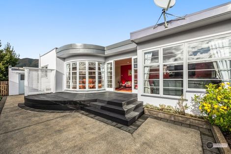 Photo of property in 1 Meadows Avenue, Waiwhetu, Lower Hutt, 5010