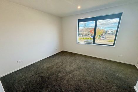 Photo of property in 116b Blenheim Road, Riccarton, Christchurch, 8041